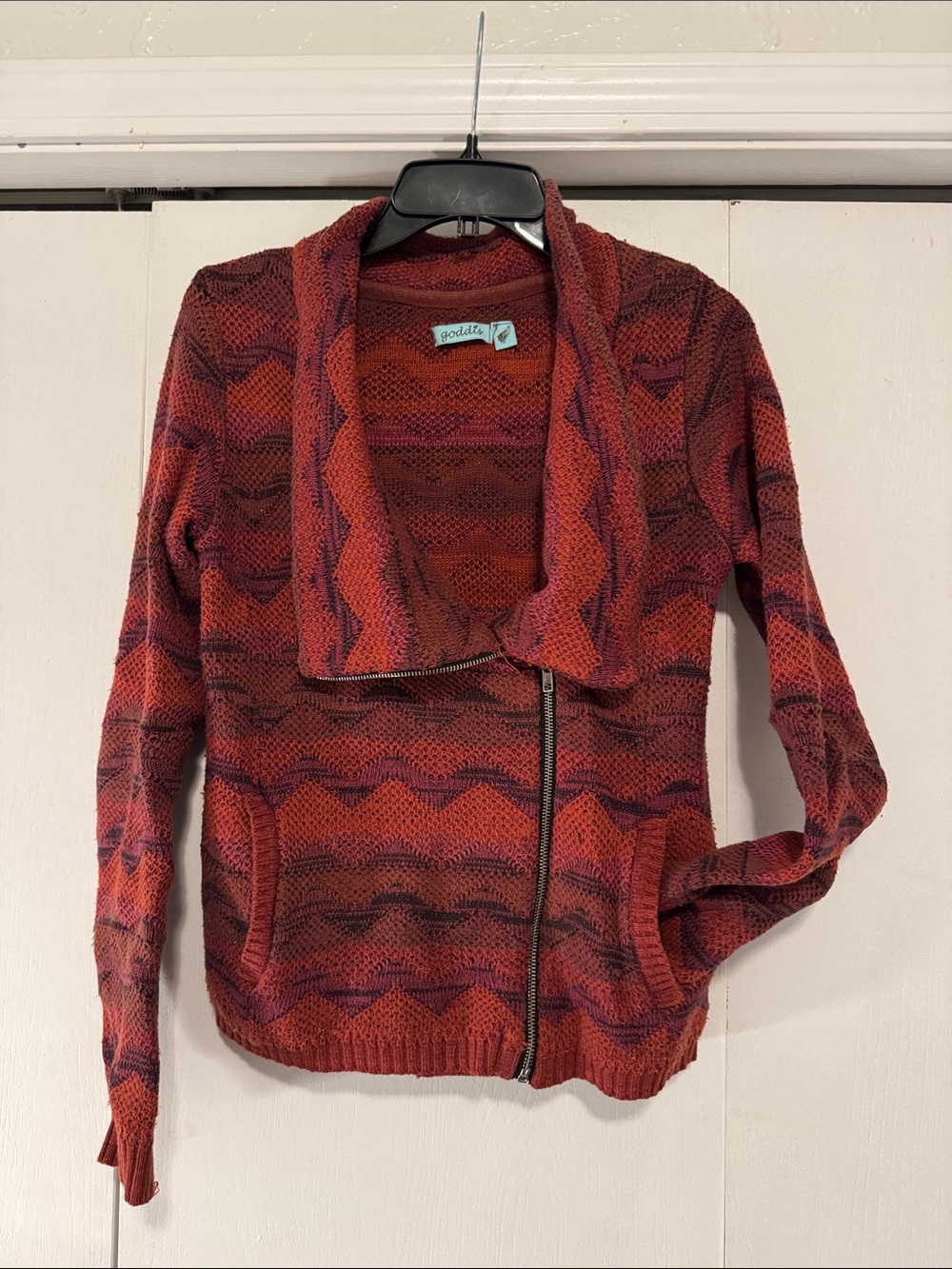 Red Patterned Women's Knit Zip-Front Sweater Jacket